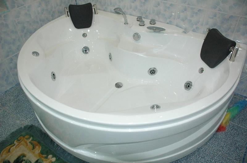 Edemi Hotel Kutaisi Room photo